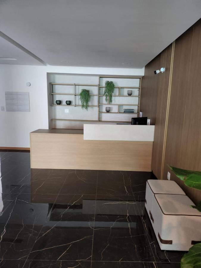 Apartamento Com Garagem